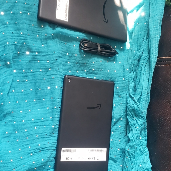 Black Tablet - Electronics Accessory - Picture 9 of 11